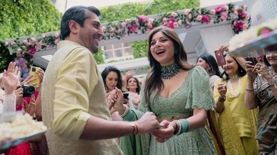 Singer Kanika Kapoor is all set to tie the knot with her NRI beau Gautam Hathiramani, and the celebrations have already begun. The couple kickstarted their wedding festivities with a dreamy floral-themed Mehendi ceremony. The Oo Bolega singer even posted pictures from the function on Instagram, which later got flooded with likes and comments from the couple's well-wishers. (Instagram) Singer Kanika Kapoor is all set to tie the knot with her NRI beau Gautam Hathiramani, and the celebrations have already begun. The couple kickstarted their wedding festivities with a dreamy floral-themed Mehendi ceremony. The Oo Bolega singer even posted pictures from the function on Instagram, which later got flooded with likes and comments from the couple's well-wishers. (Instagram)