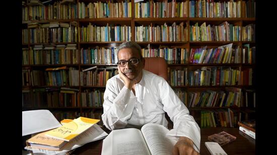 Shamsur Rahman Faruqi in Allahabad on October 25, 2018. (Amal KS/HT PHOTO) Shamsur Rahman Faruqi in Allahabad on October 25, 2018. (Amal KS/HT PHOTO)