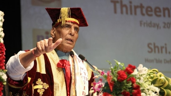 Defence minister Rajnath Singh addresses the convocation ceremony at Dr DY Patil Vidyapeeth in Pune on Friday, May 20, 2022. (Twitter/Rajnath Singh)