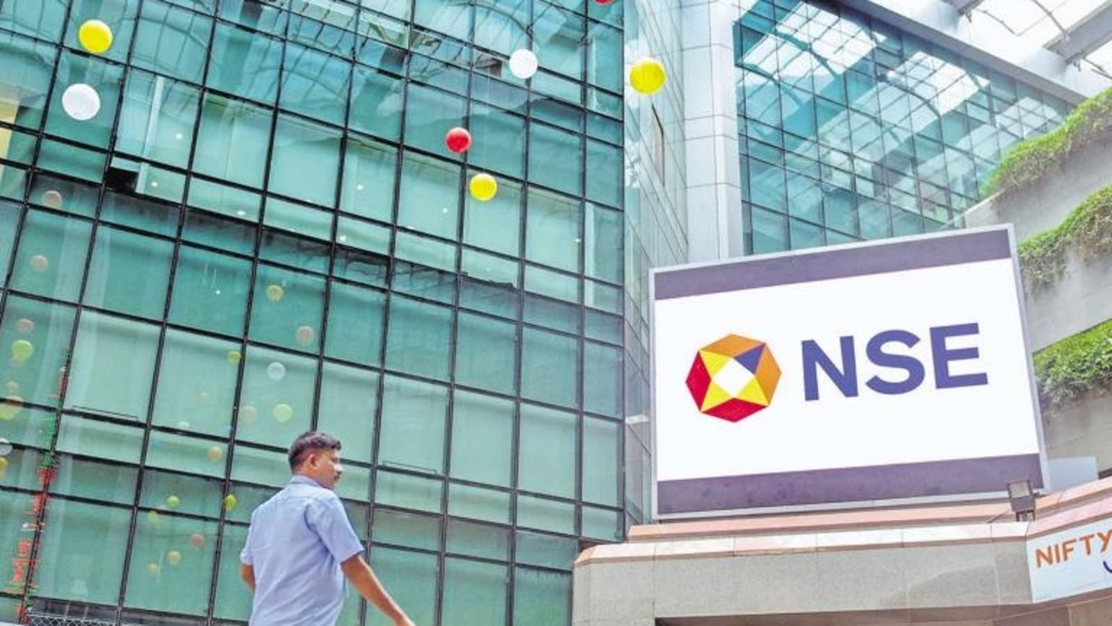 In NSE fraud case, CBI searches in Delhi, Mumbai, several other cities Latest News India