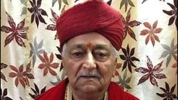 J&K Lieutenant Governor Manoj Sinha, who is also the chairperson of Shri Mata Vaishno Devi Shrine Board, expressed grief over Pandit Amir Chand’s death. (HT Photo)