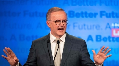 Australian opposition leader Anthony Albanese gestures as he addresses Labour supporters after winning the 2022 general election at the Federal Labour Reception in Sydney on May 21, 2022. (Photo by Wendell TEODORO / AFP) Australian opposition leader Anthony Albanese gestures as he addresses Labour supporters after winning the 2022 general election at the Federal Labour Reception in Sydney on May 21, 2022. (Photo by Wendell TEODORO / AFP)