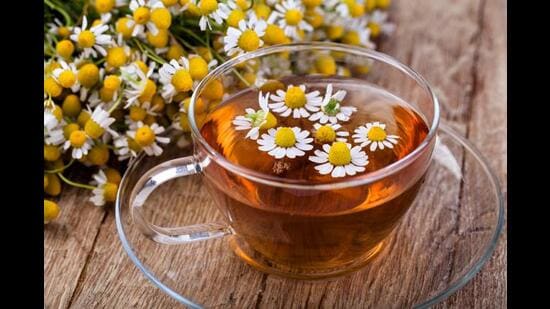 chamomile tea (Shutterstock)