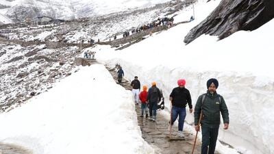A 1,100-metre climb on a 6 km stone-paved path leads to Hemkund. It is inaccessible from October to April because of snow. (Rajeev Kala) A 1,100-metre climb on a 6 km stone-paved path leads to Hemkund. It is inaccessible from October to April because of snow. (Rajeev Kala)