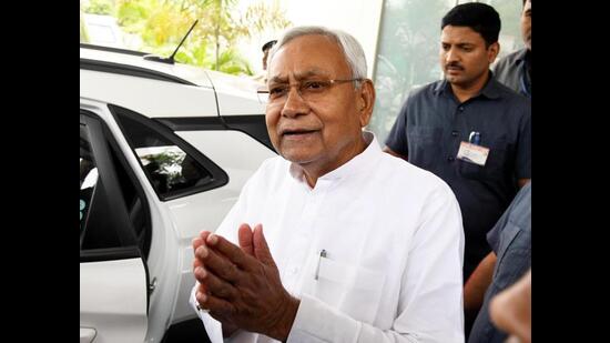 Bihar chief minister Nitish Kumar interacts with the media in Patna on Sunday. (Santosh Kumar/HT Photo)