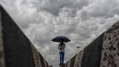 Heavy rainfall and gusty winds brought major relief from the sweltering heat in the National Capital Region. (Sanchit Khanna HT Photo) Heavy rainfall and gusty winds brought major relief from the sweltering heat in the National Capital Region. (Sanchit Khanna HT Photo)