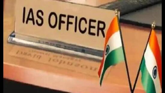 Punjab govt transfers 7 IAS, 34 PCS officers - Hindustan Times