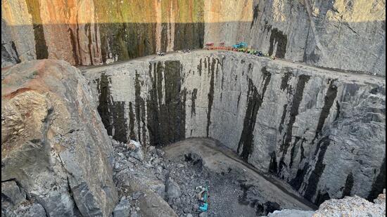 The accident at the quarry occurred at Adaimithipankulam, only 10 km from the main city, but off the high road in the interiors, which is hidden from the public eye. (Divya Chandrababu/HT)