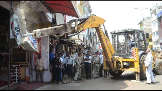 An anti-encroachment drive being undertaken in old city area of Prayagraj. (HT file)