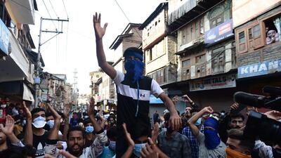 Protesters raise slogans demanding the release of Yasin Malik during a protest outside separatist leader in Srinagar’s Maisuma on Wednesday. (Waseem Andrabi Hindustan Times) Protesters raise slogans demanding the release of Yasin Malik during a protest outside separatist leader in Srinagar’s Maisuma on Wednesday. (Waseem Andrabi Hindustan Times)