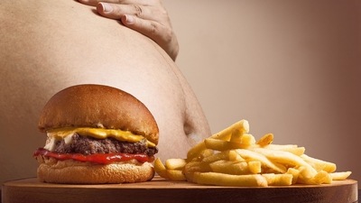 Recent studies have shown that health risks associated with obesity have been seen to occur at BMI as low as 22 to 23 kg/m2 in some Asian populations. Asian Indians typically have central obesity with high visceral fat which leads to an increased predisposition to diabetes and heart disease. Visceral fat in excess causes disruption in the functioning of hormones and releases inflammatory chemicals that increase the risk of the above-mentioned metabolic diseases. Some of the factors that cause an increase in visceral fat include, a sedentary lifestyle or lack of physical activity, high calorie diet, poor sleep, alcohol consumption and high stress levels. Ageing further increases the proportion of fat and reduces muscle mass. Prevention is always better than cure. Here are some tips by Dietician Mariam Lakdawala to control visceral fat: (Image by (Joenomias) Menno de Jong from Pixabay ) Recent studies have shown that health risks associated with obesity have been seen to occur at BMI as low as 22 to 23 kg/m2 in some Asian populations. Asian Indians typically have central obesity with high visceral fat which leads to an increased predisposition to diabetes and heart disease. Visceral fat in excess causes disruption in the functioning of hormones and releases inflammatory chemicals that increase the risk of the above-mentioned metabolic diseases. Some of the factors that cause an increase in visceral fat include, a sedentary lifestyle or lack of physical activity, high calorie diet, poor sleep, alcohol consumption and high stress levels. Ageing further increases the proportion of fat and reduces muscle mass. Prevention is always better than cure. Here are some tips by Dietician Mariam Lakdawala to control visceral fat: (Image by (Joenomias) Menno de Jong from Pixabay )