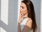 Face toners help in tightening skin pores.