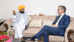 Punjab Chief Minister Bhagwant Mann with British High Commissioner to India Alex Ellis in Chandigarh on Thursday.  (@BhagwantMann/Twitter)