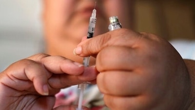 4. Medication - Insulin and other medications are required to lower the blood sugar levels when diet and exercise aren’t sufficient. However, the effectiveness of these medications depends on the timing and size of the dose. Also, it is essential to store insulin properly since these are sensitive to extreme temperatures. It is also advisable to check with the doctor before taking any medications. (AP Photo/John Locher) 4. Medication - Insulin and other medications are required to lower the blood sugar levels when diet and exercise aren’t sufficient. However, the effectiveness of these medications depends on the timing and size of the dose. Also, it is essential to store insulin properly since these are sensitive to extreme temperatures. It is also advisable to check with the doctor before taking any medications. (AP Photo/John Locher)