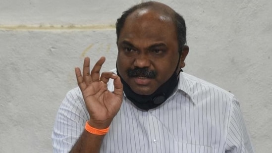 Maharashtra minister Anil Parab was accused by arrested assistant inspector Sachin Vaze, who in a letter written to the special National Investigation Agency (NIA) court in April, alleged that Parab had directed him to extort ₹50 crore from a private trust. (HT PHOTO)