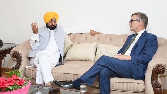 Punjab chief minister Bhagwant Mann during his meeting with British High Commissioner to India Alex Ellis.(Twitter/Alex Ellis)