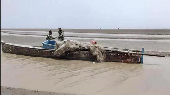 The arrest of 2 Pakistani fishermen and the seizure of four boats came a day after BSF officials found an abandoned Pakistani fishing boat at Harami Naala in Katch. (PTI) The arrest of 2 Pakistani fishermen and the seizure of four boats came a day after BSF officials found an abandoned Pakistani fishing boat at Harami Naala in Katch. (PTI)