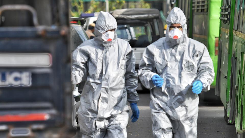The number of active Covid-19 cases went up by 1,881 in the last 24 hours as per health ministry data. ((HT File Photo))