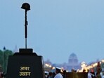 A view of the Amar Jawan Jyoti memorial at India Gate, in New Delhi. (Jasjeet Plaha/HT Archive)