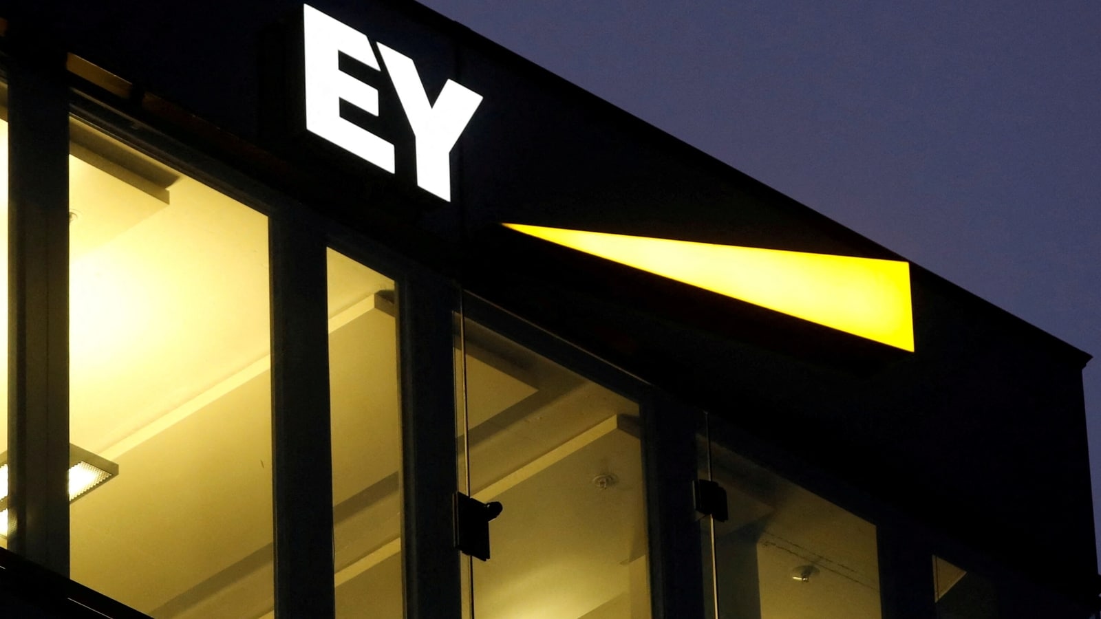 Ernst & Young evaluating worldwide audit business split in big  shake-up: Reports - Hindustan Times