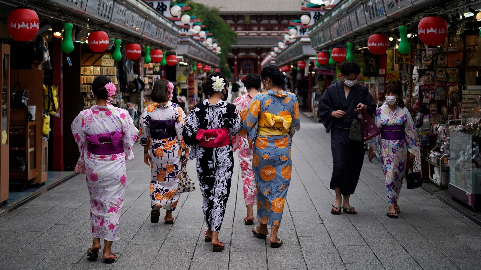 Japan to resume tourism in June; only packaged tour for now | Travel