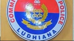 The ACP has rebuked the SHO for failing to provide information about the detainees in the robbery in Dhaba, Ludhiana.