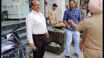 MC teams during anti-encroachment drive in Ludhiana. (HT PHOTO)
