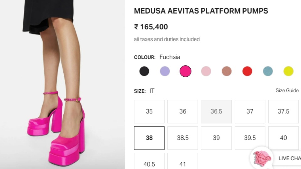 The Medusa Aevitas Platform Pumps. (versace.com) The Medusa Aevitas Platform Pumps. (versace.com)