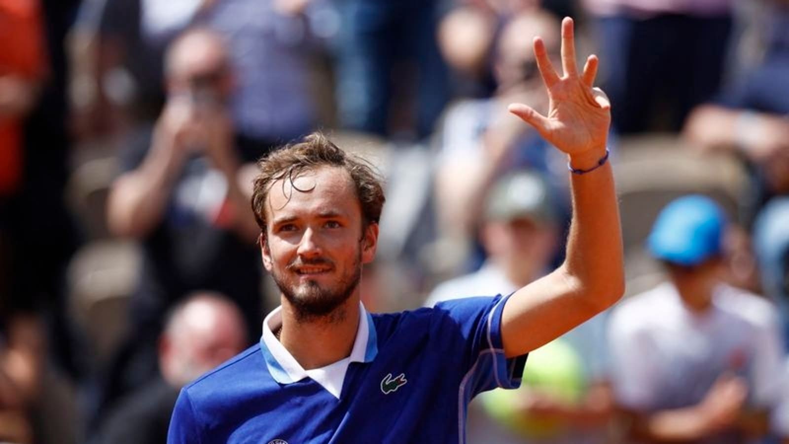 French Open: Daniil Medvedev cruises into 4th round after straight-set win over Miomir Kecmanovic
