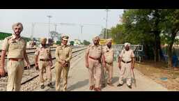 Police conducting an inspection at the Ludhiana Railway Station on Saturday. (HT Photo)