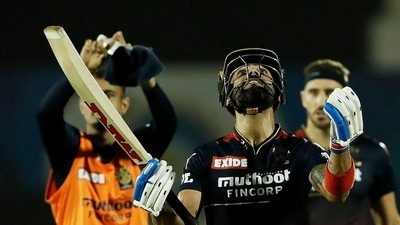 Virat Kohli for Royal Challengers Bangalore (BCCI) Virat Kohli for Royal Challengers Bangalore (BCCI)