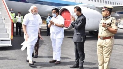 PM Modi reached Gujarat on Saturday morning. ((tweeted by @BJP4Gujarat)) PM Modi reached Gujarat on Saturday morning. ((tweeted by @BJP4Gujarat))