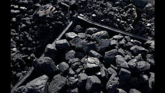 The syndicate of illegal coal suppliers caused tax losses worth <span class='webrupee'>₹</span>25 crore. (Representational Image) The syndicate of illegal coal suppliers caused tax losses worth <span class='webrupee'>₹</span>25 crore. (Representational Image)