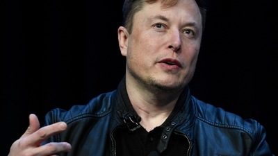 FILE - Tesla and SpaceX Chief Executive Officer Elon Musk speaks at the SATELLITE Conference and Exhibition in Washington. (AP) FILE - Tesla and SpaceX Chief Executive Officer Elon Musk speaks at the SATELLITE Conference and Exhibition in Washington. (AP)