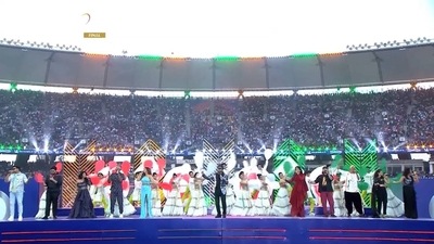 The massive crowd joined AR Rahman in singing the song. (IPL Twitter) The massive crowd joined AR Rahman in singing the song. (IPL Twitter)