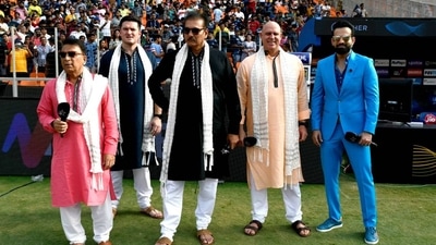 Shastri returned to the commentary box for the IPL final (BCCI) Shastri returned to the commentary box for the IPL final (BCCI)