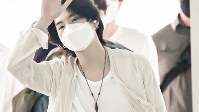 BTS: Suga wore the necklace his mother gifted him.