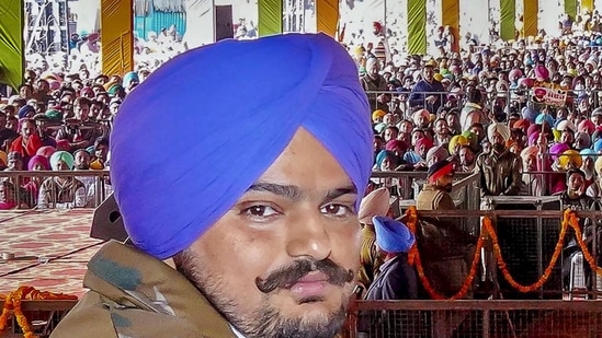 Punjabi singer Sidhu Moosewala, who was shot dead after unidentified persons opened fire at him in Punjab's Mansa district.(PTI)