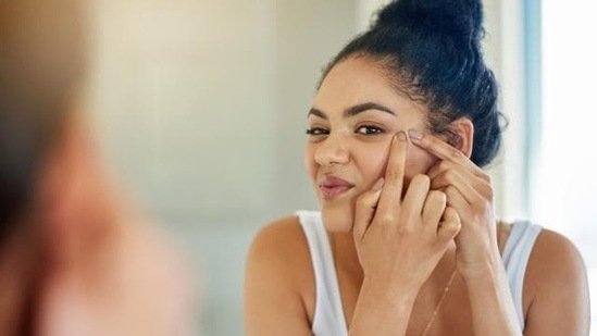 Periods will not only impact your physical health but even mental well-being. In an interview with HT Lifestyle, Dr Pavan Devendra Bendale, Fertility Consultant at Pune's Nova IVF, told Zarafshan Shiraz, “It is that time of the month when a woman will notice a variety of symptoms right from acne breakouts, fatigue, cramps, mood swings, irritability and stress due to hormonal imbalance. Two essential hormones progesterone and estrogen are crucial for menstruation and their levels will keep changing throughout periods.” He revealed 3 ways in which menstruation takes a toll on the mental health that in turn is related to problems in getting pregnant and can impact your fertility: (Getty Images)