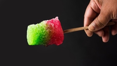 This summer, the heart wants what it wants – ice lollies. Recipe inside (Unsplash) This summer, the heart wants what it wants – ice lollies. Recipe inside (Unsplash)
