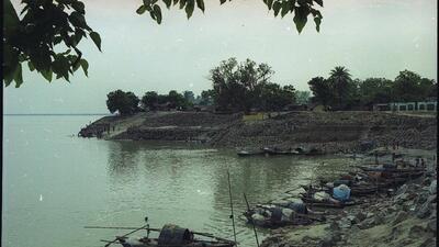 Boats on the Hooghly in West Bengal. (Subhendu Ghosh/HT Photo) Boats on the Hooghly in West Bengal. (Subhendu Ghosh/HT Photo)