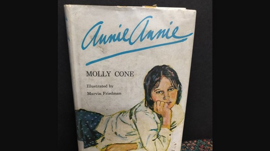 The book that got returned to the library 46 years after its due date. (Facebook/@owassolibrary)
