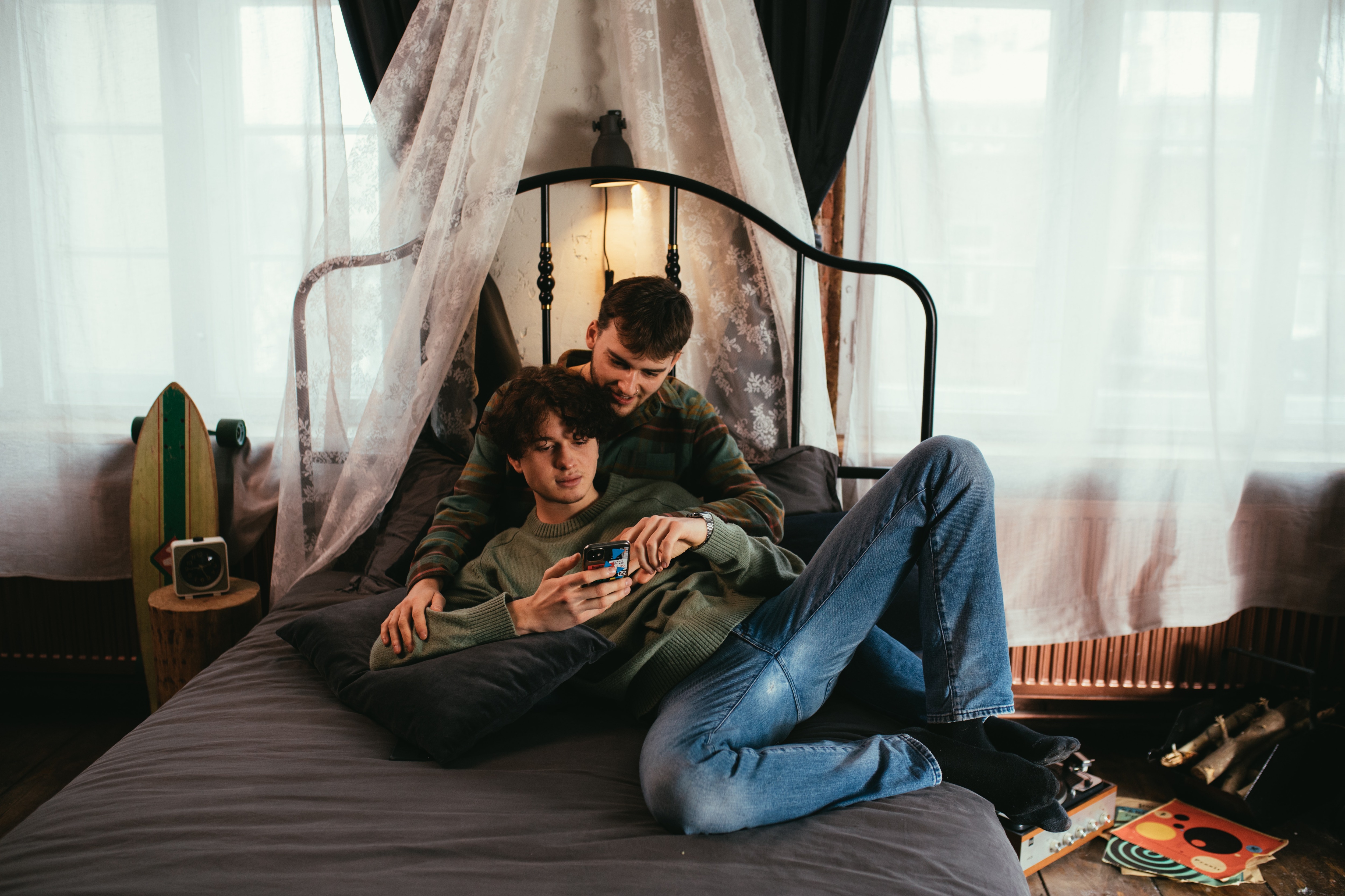 It is necessary to have your sense of identity inside and outside of your relationship.&nbsp; (Pexels)
