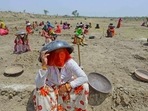 Sawai Madhopur and Nagaur recorded 43.5 degrees Celsius. Sawai Madhopur and Nagaur recorded 43.5 degrees Celsius.