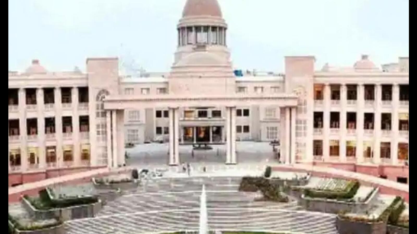 d-hector-peters-lucknow-high-court-case-status-district-wise