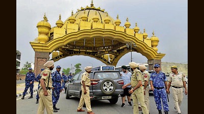Radical outfits plan to hold march in Amritsar on Operation Bluestar anniversary (HT) Radical outfits plan to hold march in Amritsar on Operation Bluestar anniversary (HT)