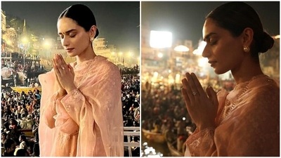 Prithviraj actor Manushi Chhillar embraces traditional fashion in pink suit for Ganga ghat puja, fan calls her 'goddess' (Instagram) Prithviraj actor Manushi Chhillar embraces traditional fashion in pink suit for Ganga ghat puja, fan calls her 'goddess' (Instagram)
