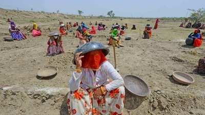 Sawai Madhopur and Nagaur recorded 43.5 degrees Celsius. Sawai Madhopur and Nagaur recorded 43.5 degrees Celsius.