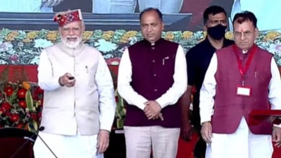 Prime Minister Narendra Modi releasing the 11th installment of 'PM Kisan Samman Nidhi', in Shimla.(BJP Twitter handle)