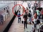 The policeman rushing to help the woman who fell while trying to board a moving train. (Twitter/@RailMinIndia) The policeman rushing to help the woman who fell while trying to board a moving train. (Twitter/@RailMinIndia)